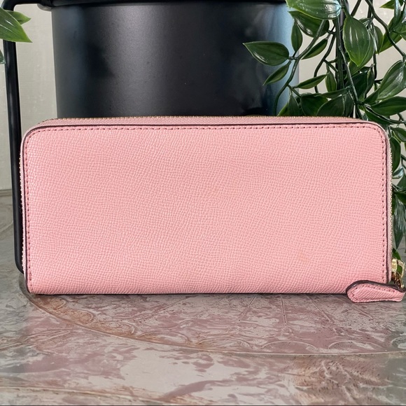 Coach Colorblock Multifunctional Wallet F25967 Blush/Terracotta $275 - Picture 2 of 15